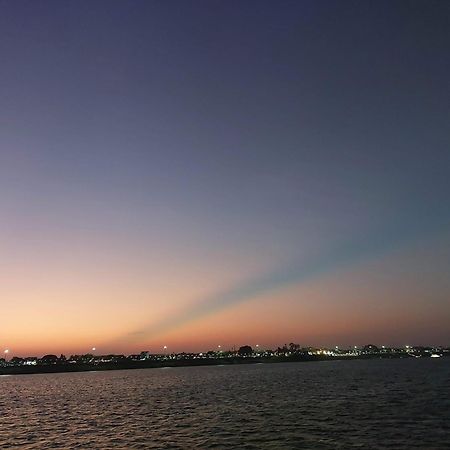 Happy Space วิลล่าทั้งหลัง 2นอน 2น้ำ ฟรี Wifi จอดรถ Nakhon Phanom Exteriér fotografie