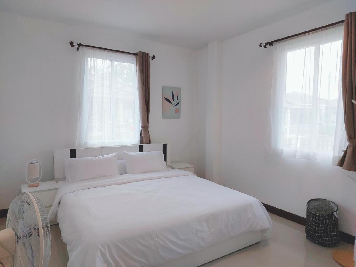 Happy Space วิลล่าทั้งหลัง 2นอน 2น้ำ ฟรี Wifi จอดรถ Nakhon Phanom Exteriér fotografie