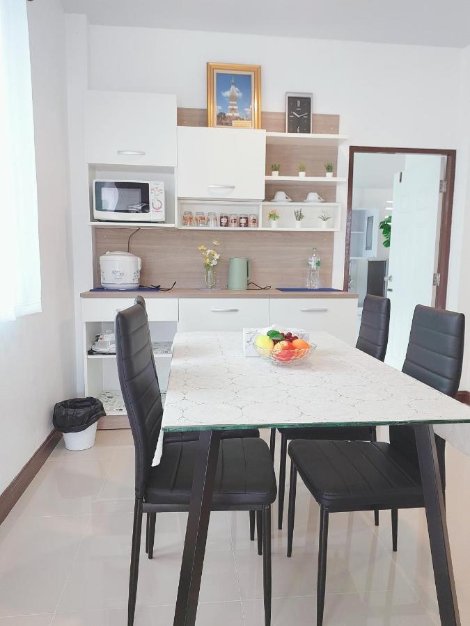 Happy Space วิลล่าทั้งหลัง 2นอน 2น้ำ ฟรี Wifi จอดรถ Nakhon Phanom Exteriér fotografie