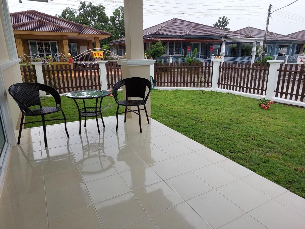 Happy Space วิลล่าทั้งหลัง 2นอน 2น้ำ ฟรี Wifi จอดรถ Nakhon Phanom Exteriér fotografie